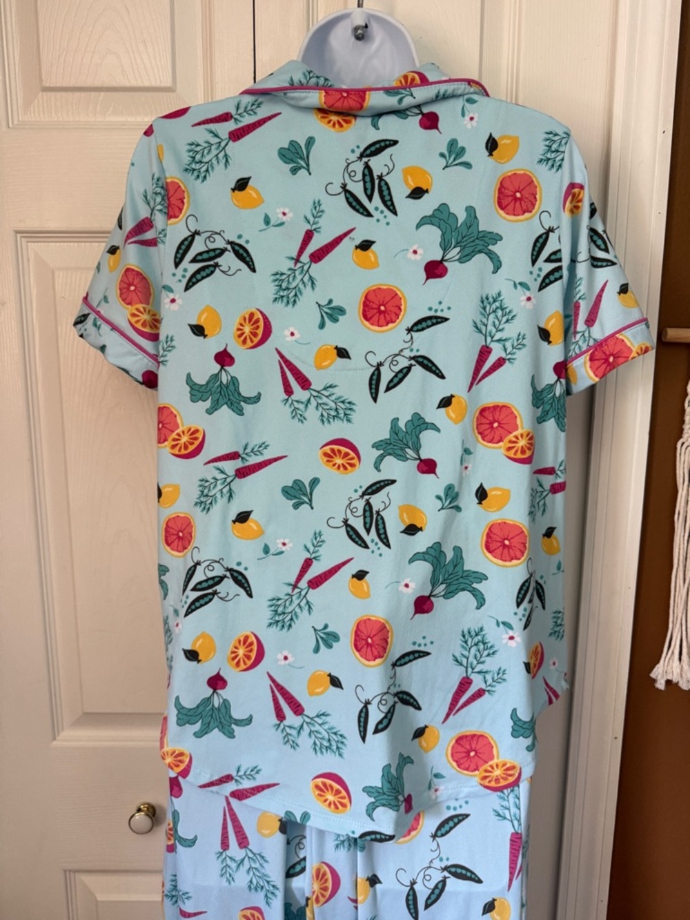 Secret Treasures Fruit and Vegetable Print Short-Sleeve Pajama Set / Size M - Picture 11 of 11